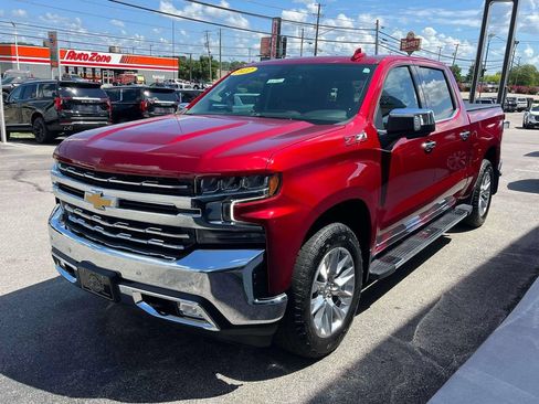 Certified 2022 Chevrolet Silverado 1500 LTZ w/ LTZ Premium Package AWD/4WD image 7