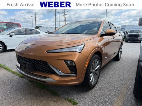 Used 2025 Buick Envista Avenir FWD image 1