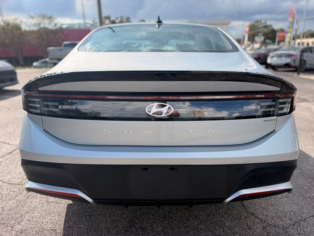 Used 2026 Hyundai Sonata Blue FWD image 8
