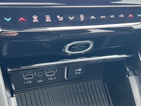 New 2026 Jeep Grand Cherokee Altitude AWD/4WD image 17