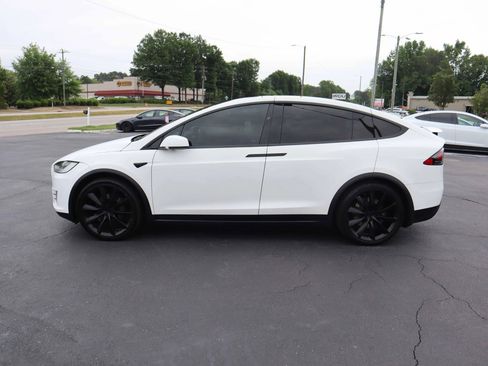 Used 2020 Tesla Model X Long Range AWD/4WD image 7