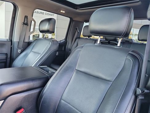 Used 2017 Ford F450 Lariat w/ Lariat Ultimate Package image 25