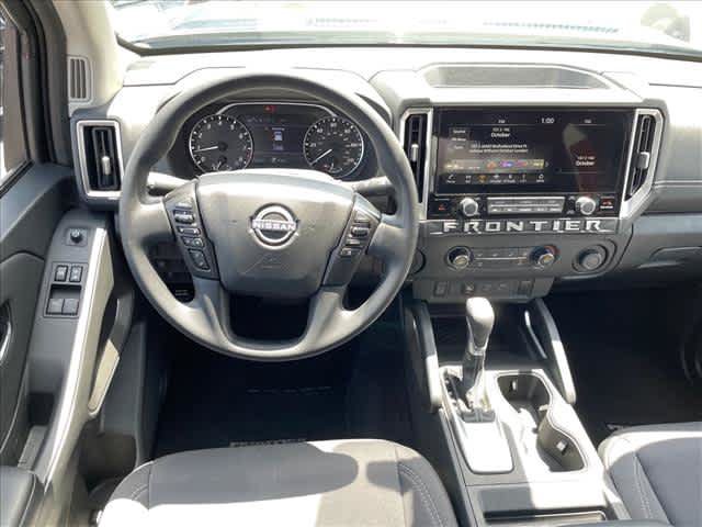 Certified 2025 Nissan Frontier SV RWD image 13