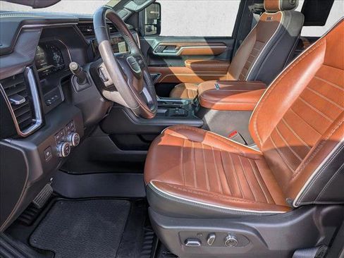 Used 2024 GMC Sierra 2500 Denali Ultimate w/ Max Trailering Package image 11