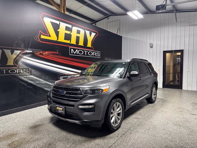 Used 2020 Ford Explorer XLT w/ Equipment Group 202A AWD/4WD image 1