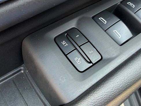 Used 2024 Chevrolet Suburban LT AWD/4WD image 23