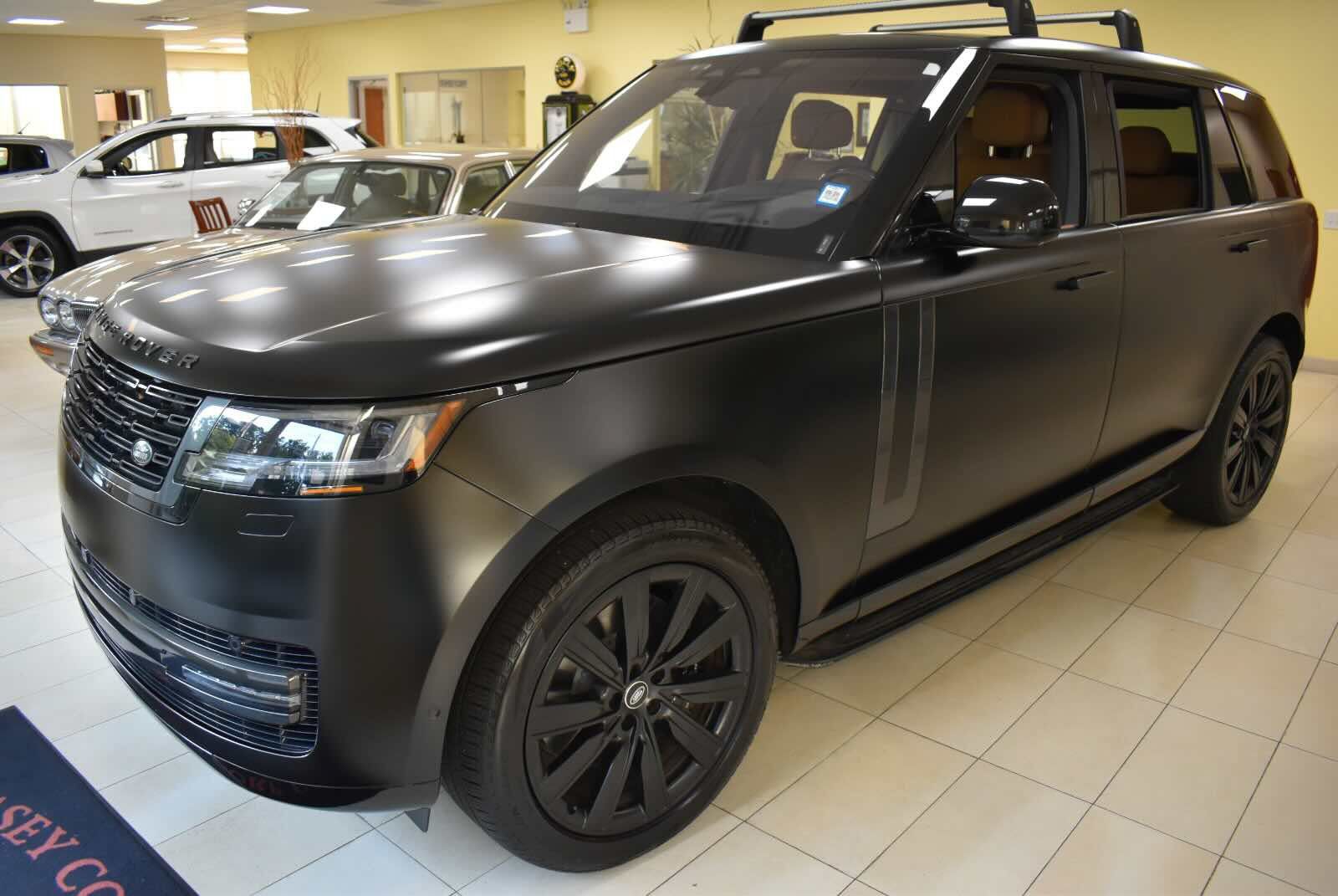 Used 2023 Land Rover Range Rover Long Wheelbase SE AWD/4WD image 8