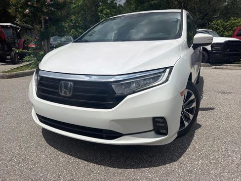 Used 2023 Honda Odyssey EX-L image 3