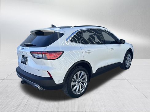 Used 2022 Ford Escape Titanium w/ Titanium Elite Package image 6