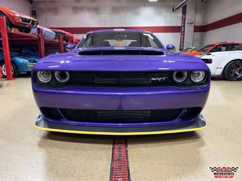 Used 2018 Dodge Challenger SRT Demon RWD image 8