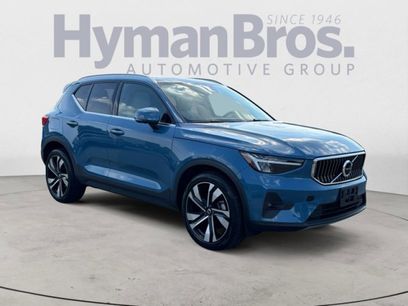 Used 2023 Volvo XC40 B5 Plus w/ Driver Assist Package