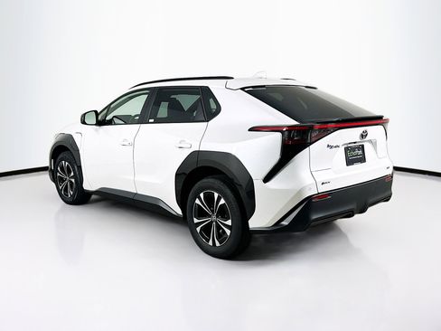 Used 2024 Toyota bZ4X AWD w/ Weather Package image 5