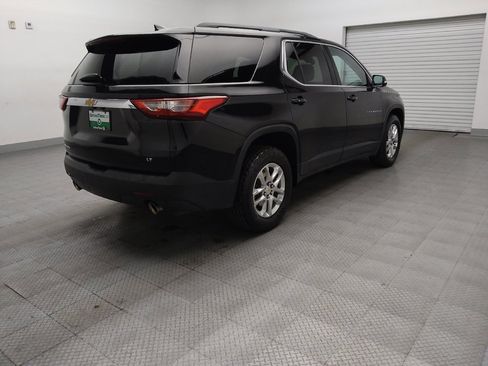 Used 2021 Chevrolet Traverse LT FWD image 9