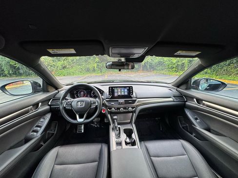 Used 2019 Honda Accord Sport image 26