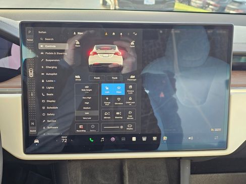 Used 2023 Tesla Model X image 15