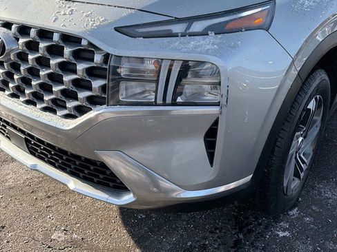 Used 2021 Hyundai Santa Fe SEL w/ Convenience Package image 9