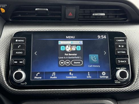 Used 2021 Nissan Kicks SV w/ Interior Electronics Package image 3