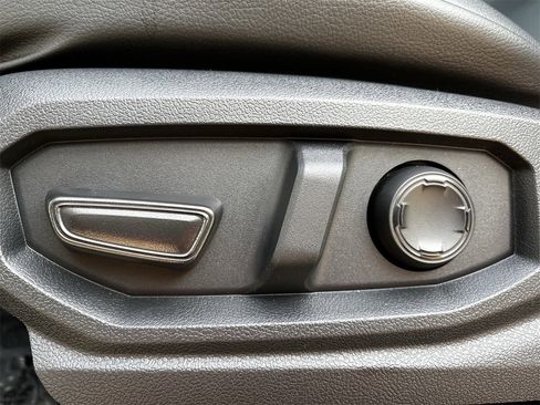 Used 2025 Toyota Tacoma TRD Pro image 24