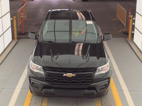 Used 2022 Chevrolet Colorado LT w/ Fleet Safety Package image 2