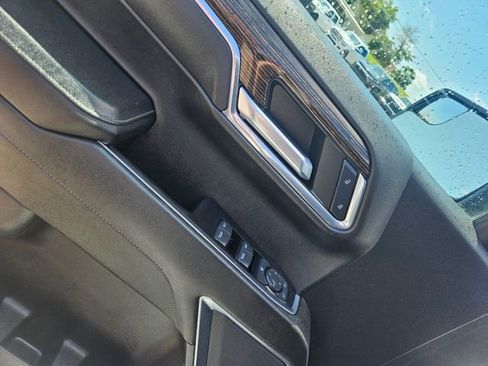 Used 2023 GMC Sierra 1500 Elevation AWD/4WD image 11