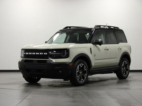 New 2025 Ford Bronco Sport Outer Banks w/ Outer Banks Tech Package+ image 8