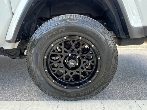 Used 2020 Jeep Gladiator Sport w/ Quick Order Package 24S image 63