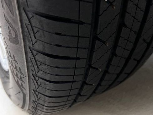 Used 2023 Toyota Sienna XSE image 32