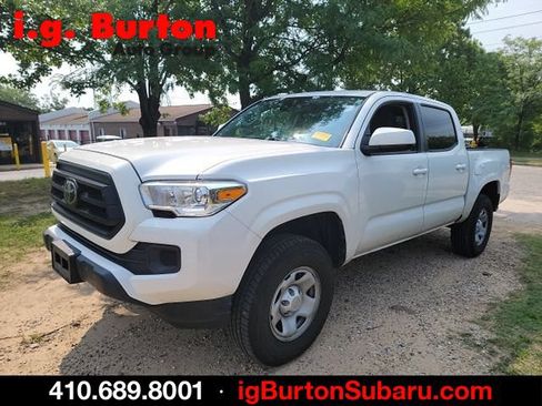 Used 2020 Toyota Tacoma SR AWD/4WD image 3
