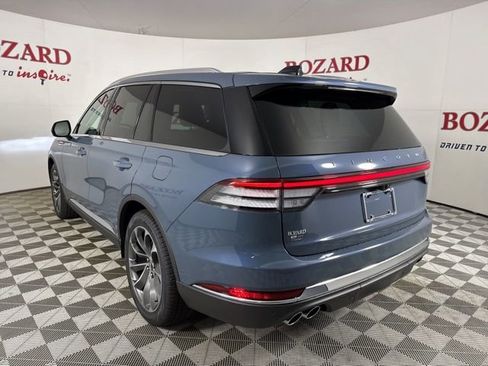 New 2026 Lincoln Aviator 2WD image 5