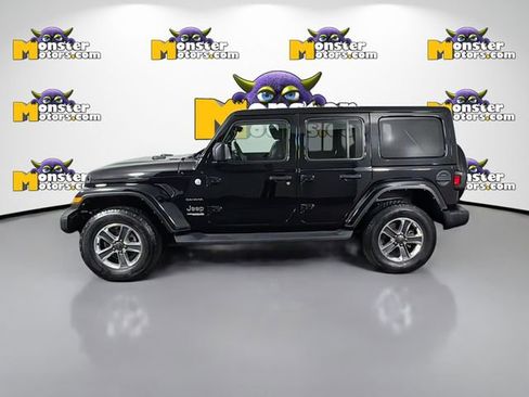 Used 2021 Jeep Wrangler Unlimited Sahara w/ Dual Top Group image 8