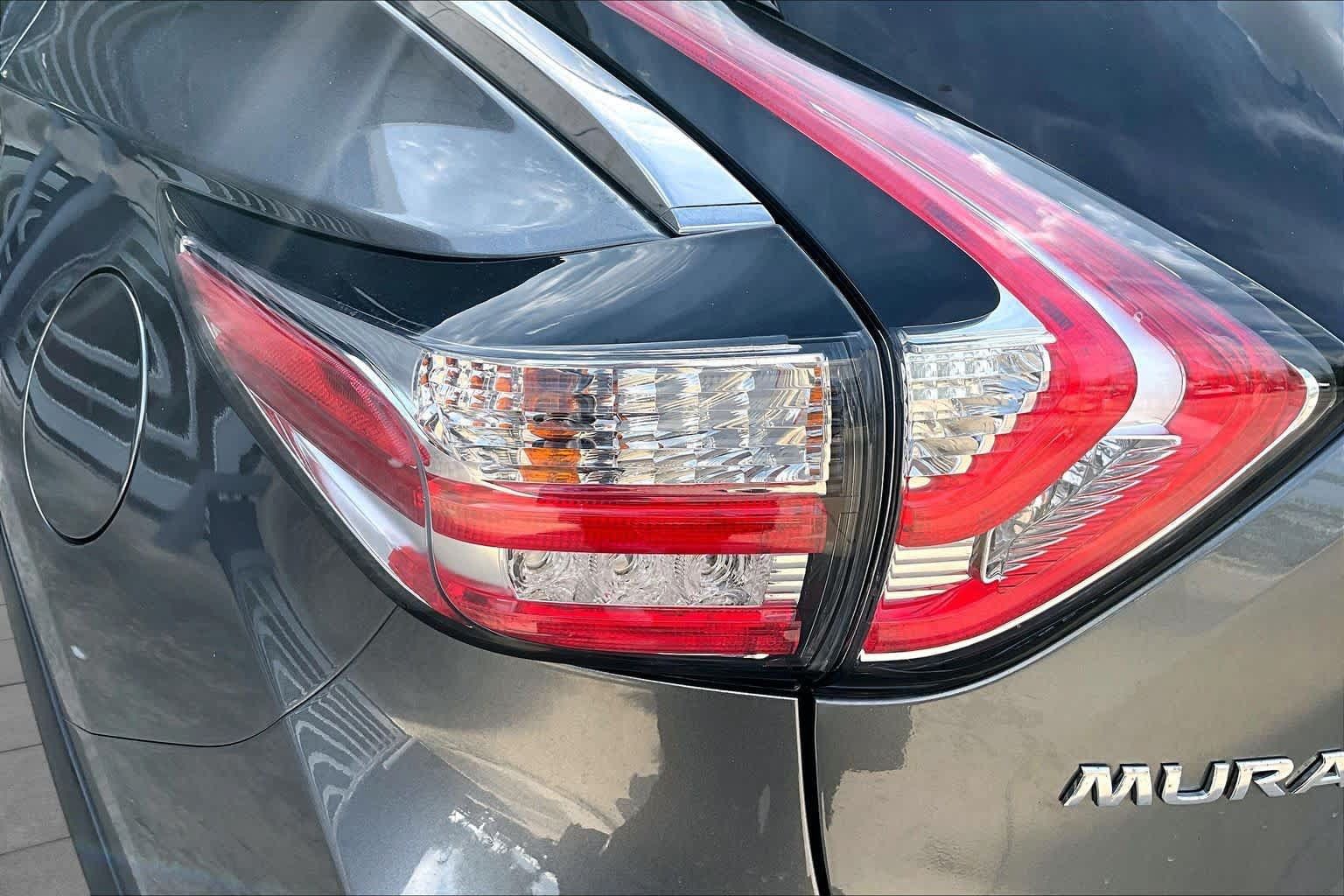 Used 2016 Nissan Murano S w/ Navigation Package AWD/4WD image 28