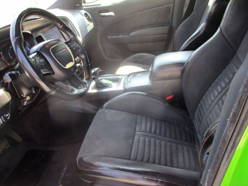 Used 2017 Dodge Charger R/T RWD image 16
