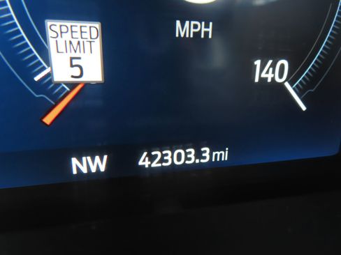 Used 2023 Ford F150 Raptor w/ Raptor Carbon Fiber Package AWD/4WD image 28