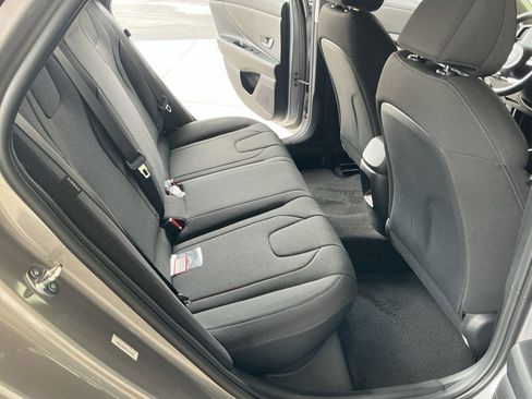 New 2026 Hyundai Elantra SE image 17