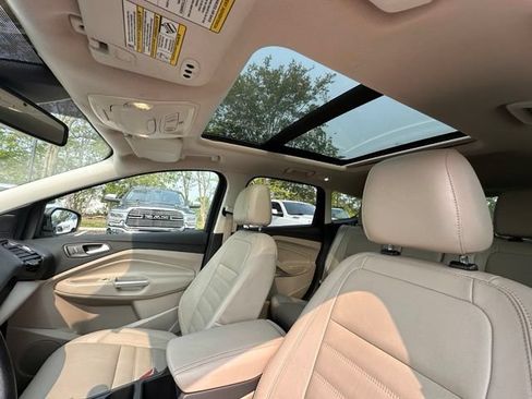 Used 2017 Ford Escape Titanium w/ Equipment Group 301A AWD/4WD image 26