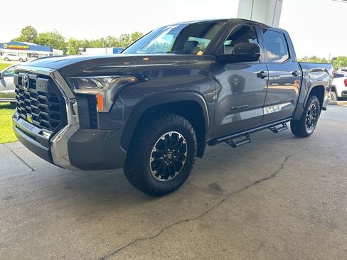 Used 2025 Toyota Tundra SR5 w/ TRD Off-Road Premium Package AWD/4WD image 4