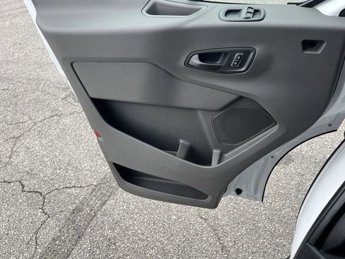 New 2026 Ford Transit 250 148 Medium Roof w/ Load Area Protection Package image 14
