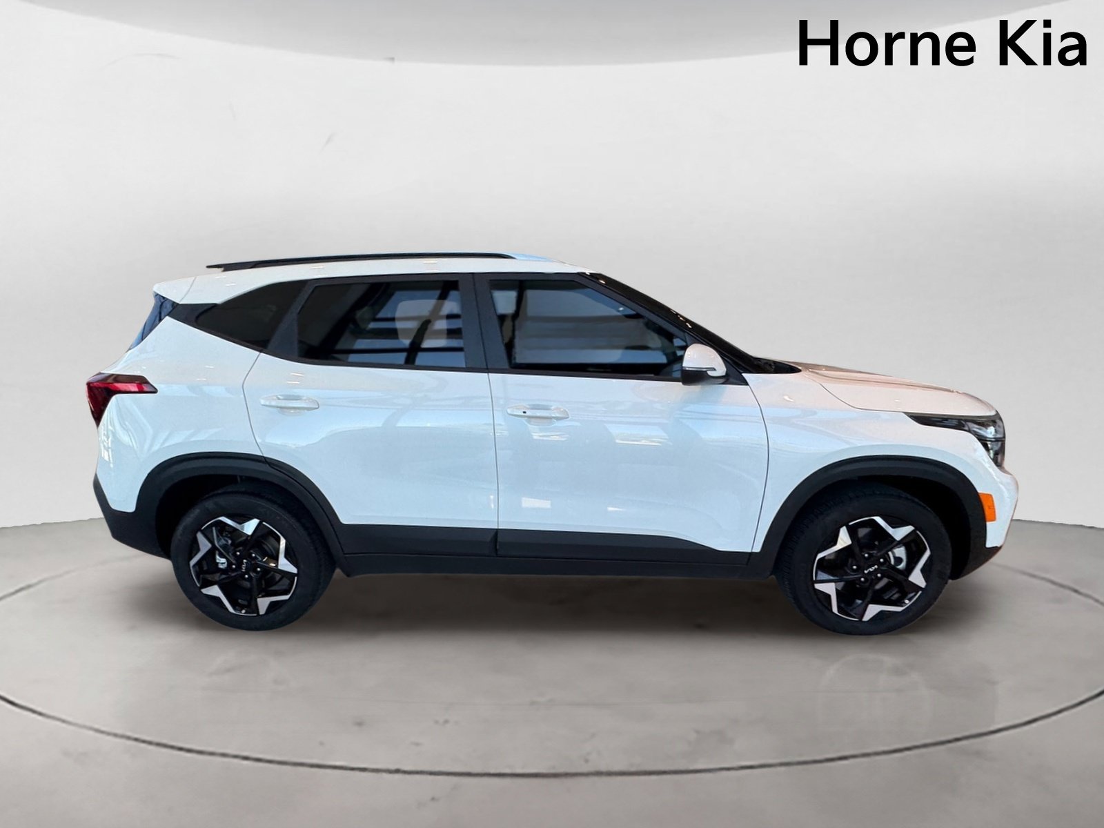 New 2026 Kia Seltos S AWD/4WD image 3
