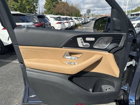 Used 2024 Mercedes-Benz GLS 580 4MATIC image 22