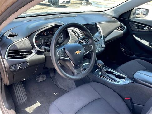 Used 2023 Chevrolet Malibu LT FWD image 14