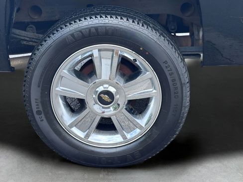 Used 2013 Chevrolet Silverado 1500 LTZ AWD/4WD image 8