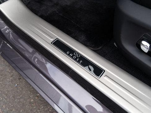 New 2027 Rolls-Royce Ghost Black Badge AWD/4WD image 9