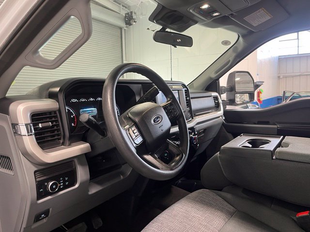 Used 2025 Ford F250 XLT AWD/4WD image 23