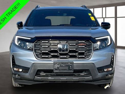 Used 2023 Honda Passport TrailSport image 2