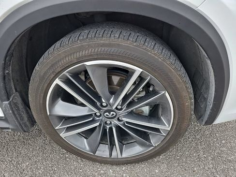 Used 2023 INFINITI QX50 Sport FWD image 9