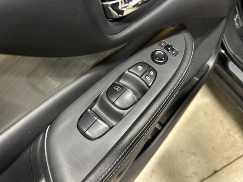 Used 2015 Nissan Murano SL w/ SL Technology Package AWD/4WD image 15