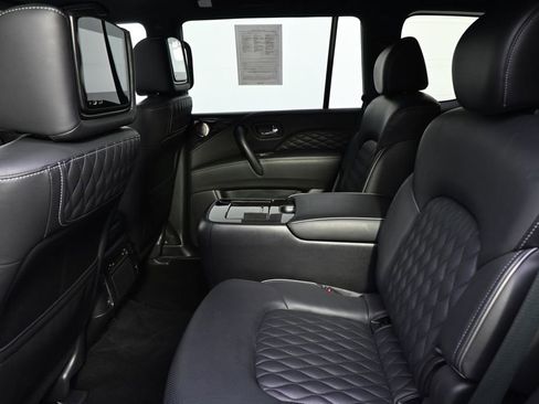 Used 2024 INFINITI QX80 Luxe image 21