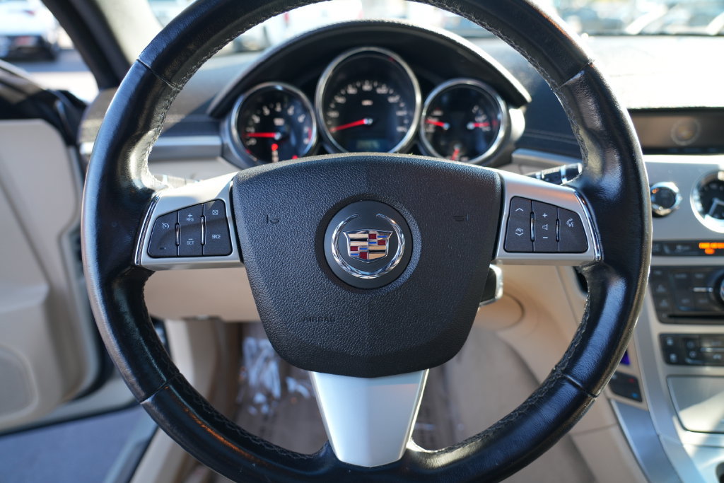 Used 2013 Cadillac CTS Performance RWD image 17