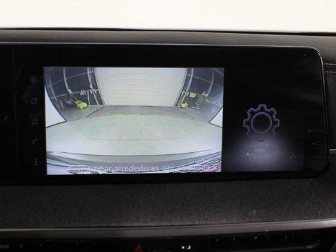 Certified 2025 Nissan Kicks SV FWD image 28