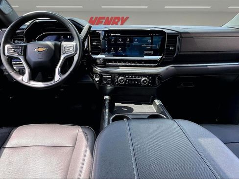 Used 2024 Chevrolet Silverado 3500 LTZ w/ LTZ Premium Package AWD/4WD image 8